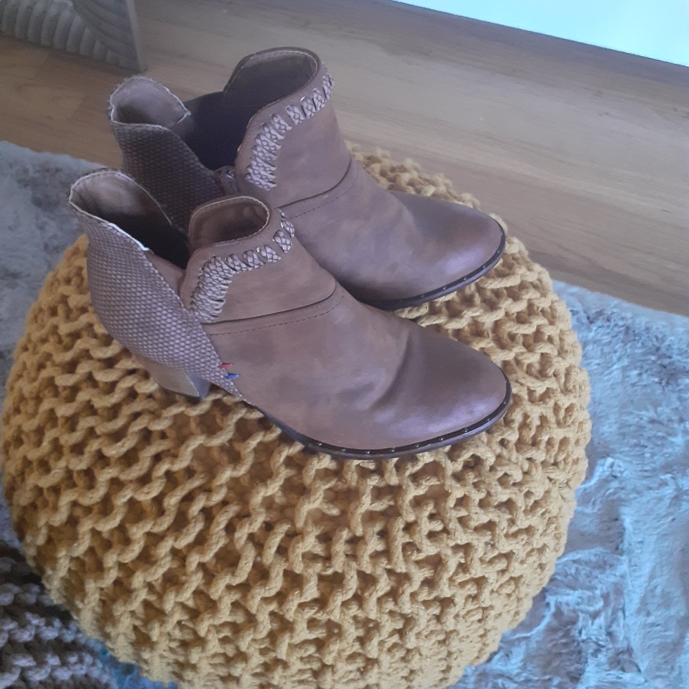 Booties - Picture 3 of 3